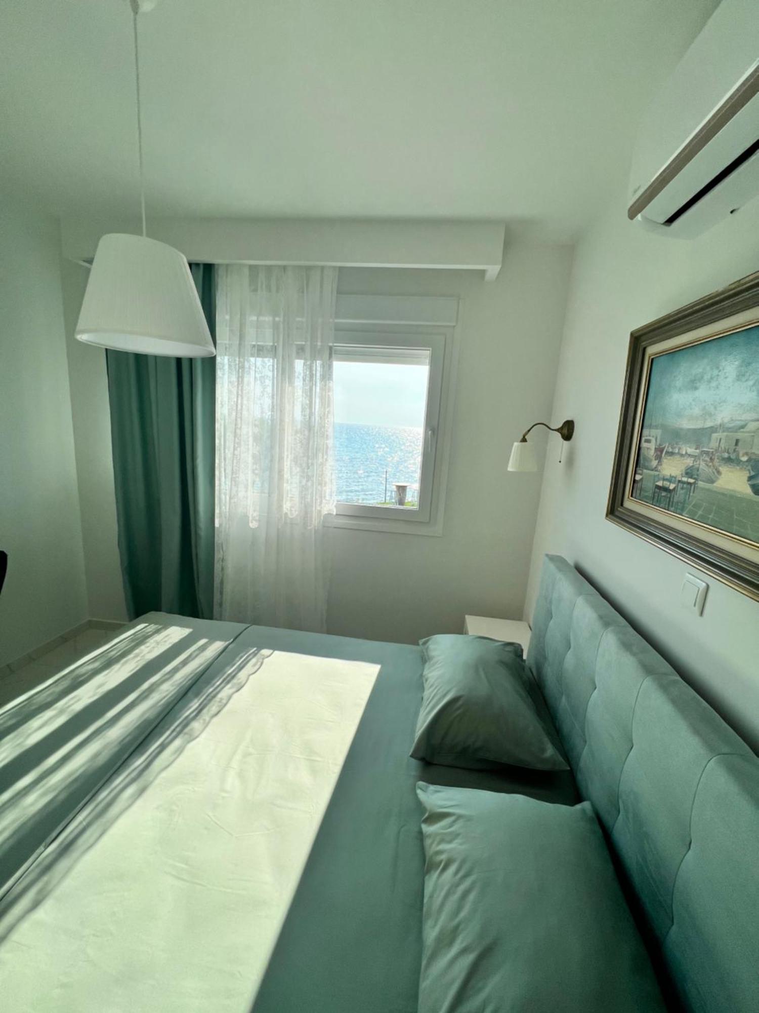 Beachfront Villa Athina Vergia Exterior photo