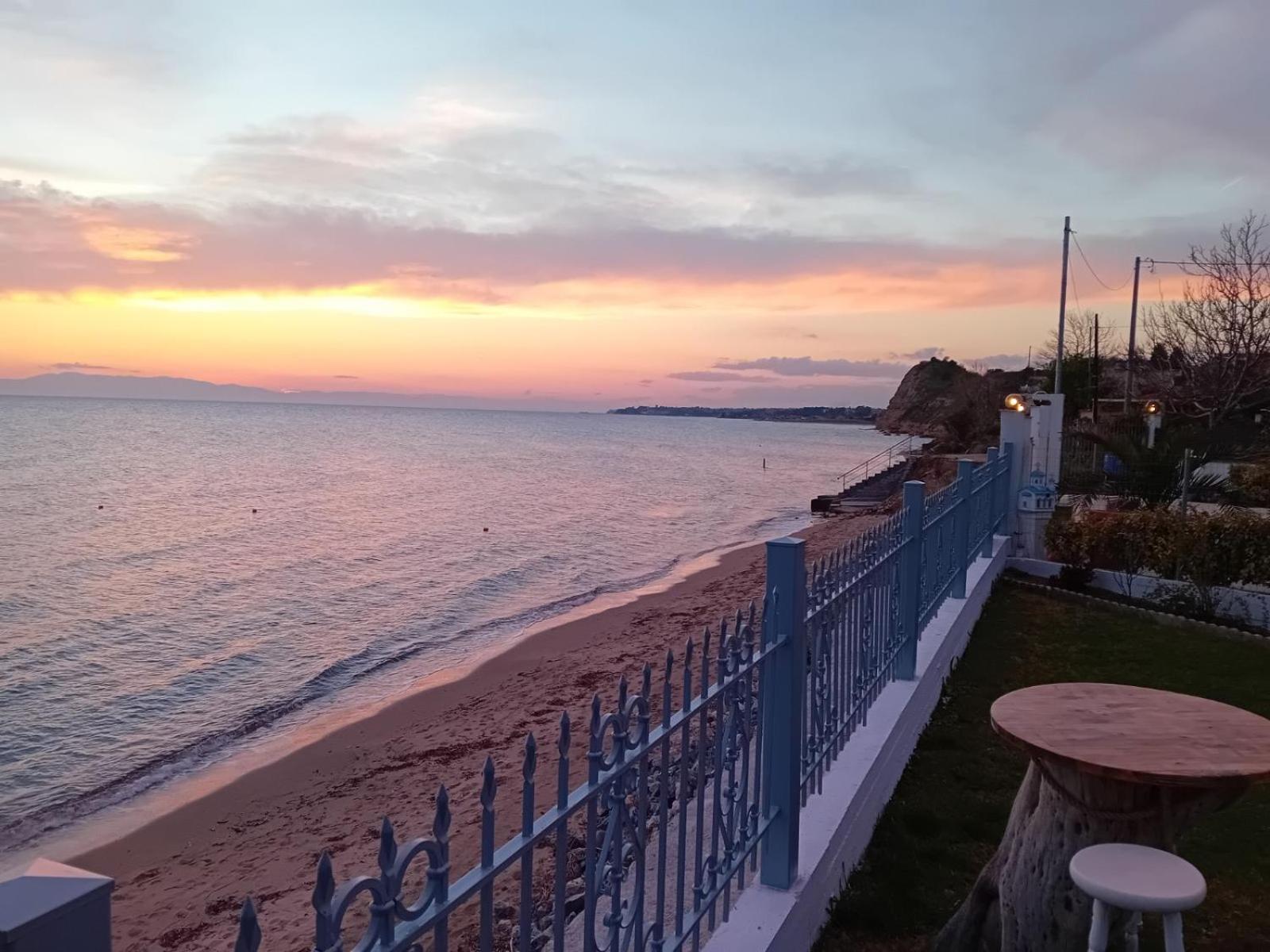 Beachfront Villa Athina Vergia Exterior photo